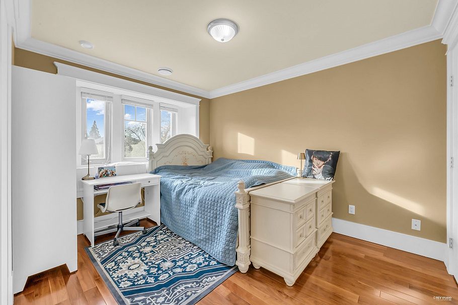 2139 W 22nd Avenue Vancouver, BC - 25