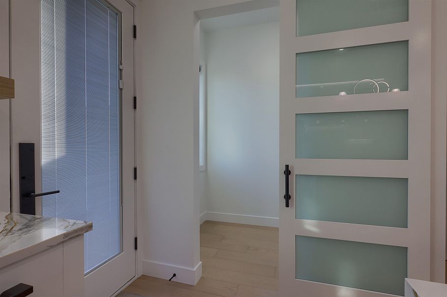 4670 Todd Street Vancouver, BC - 20