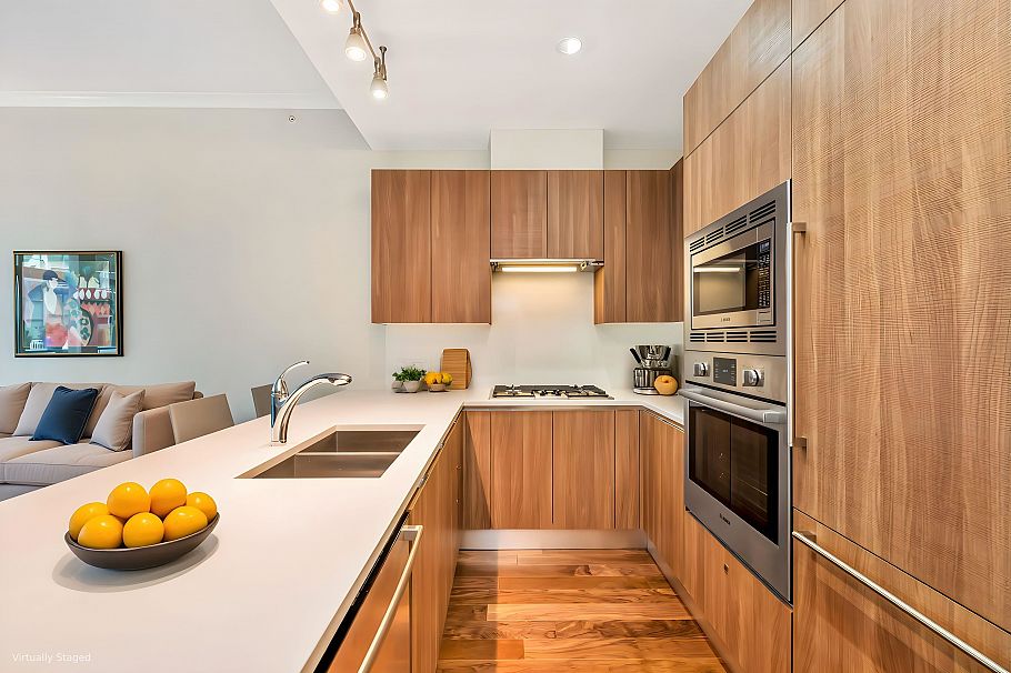 103 185 Victory Ship Way North Vancouver, BC - 5