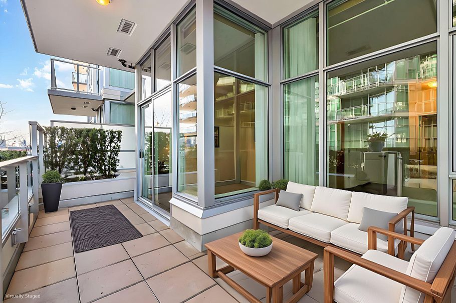 103 185 Victory Ship Way North Vancouver, BC - 10