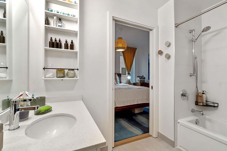 403 2137 Chesterfield Avenue North Vancouver, BC - 14