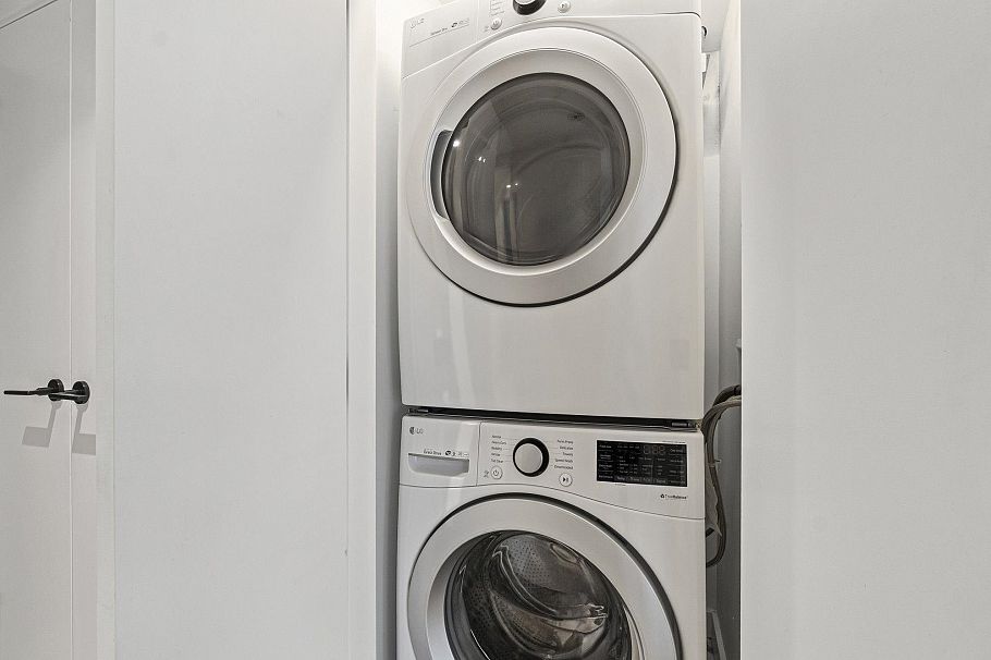 505 1180 Broughton Street Vancouver, BC - 23