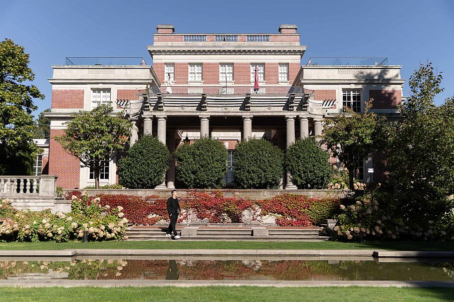 1577 W 57th Avenue Vancouver, BC - 35