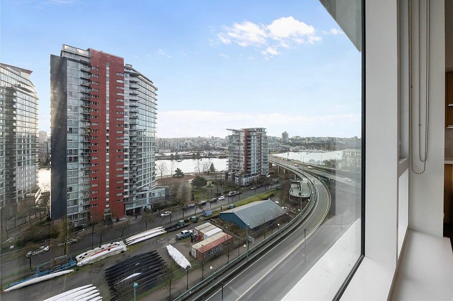 1256 38 Smithe Street Vancouver, BC - 7