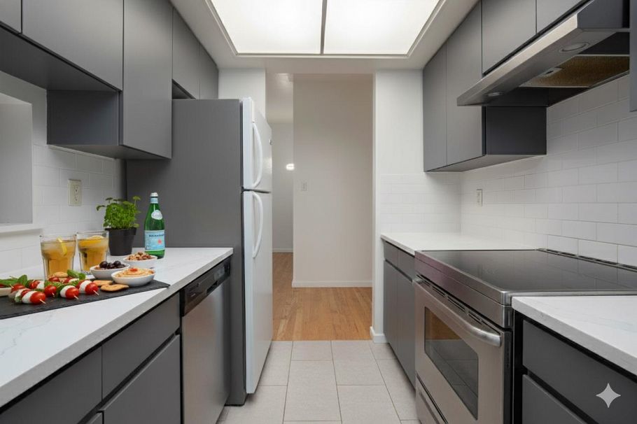 201 1535 Nelson Street Vancouver, BC - 22