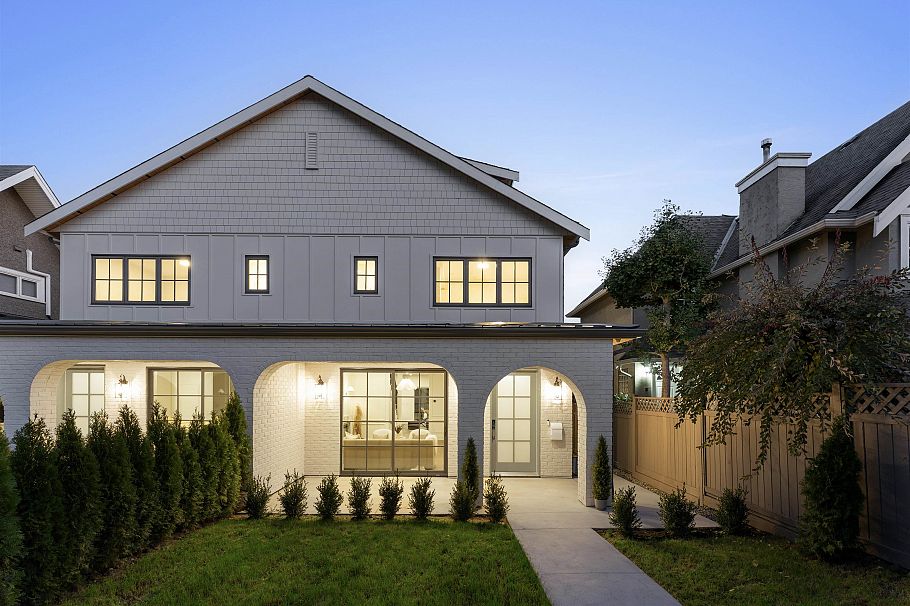 1759 W 16th Avenue Vancouver, BC - 1