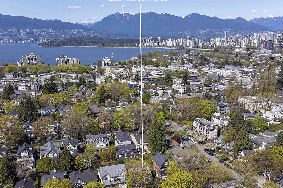 2325 W 8th Avenue Vancouver, BC - 38