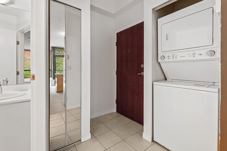 310 1239 W Georgia Street Vancouver, BC - 11