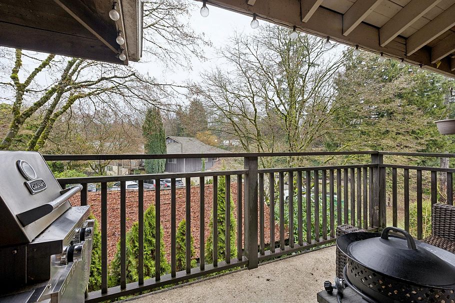 402 555 W 28th Street North Vancouver, BC - 26