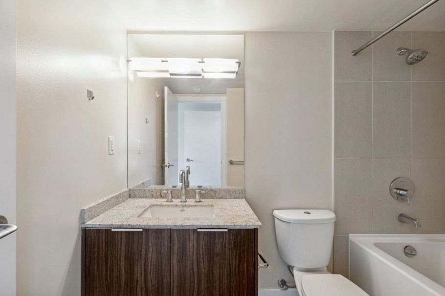 1801 1088 Richards Street Vancouver, BC - 25