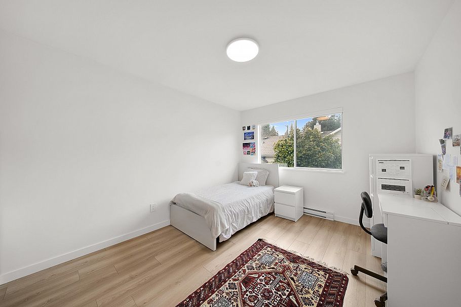 16 838 Tobruck Avenue North Vancouver, BC - 20