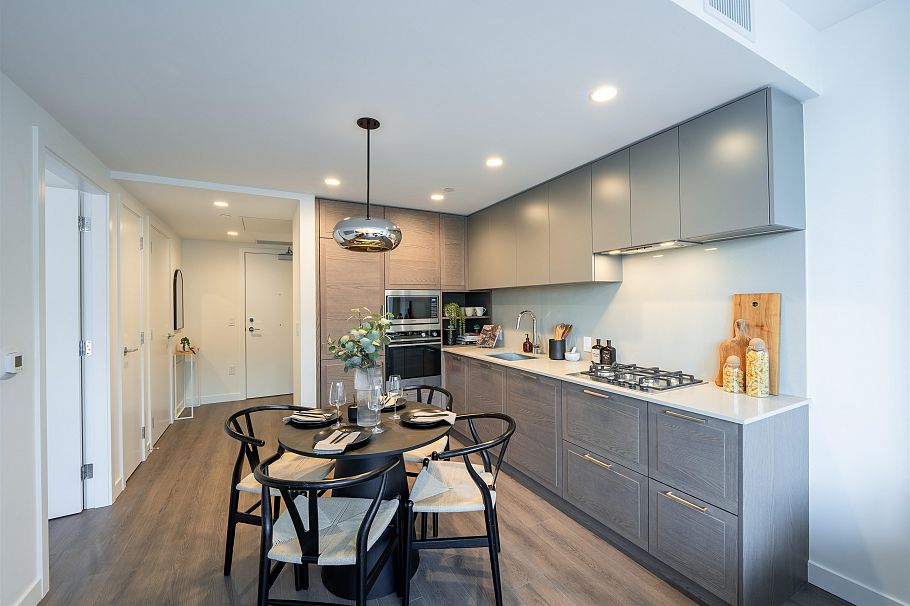 1304 5685 Halley Avenue Burnaby, BC - 5