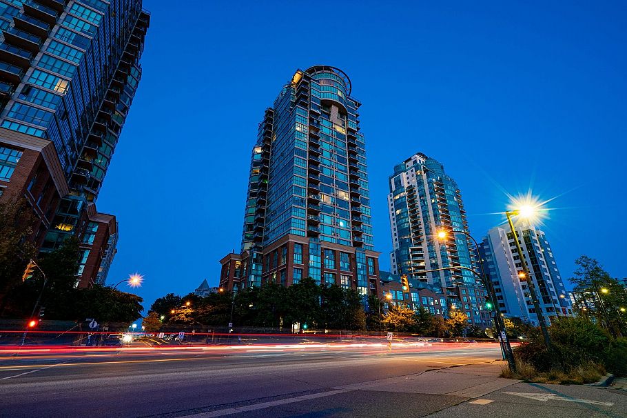 2001 1128 Quebec Street Vancouver, BC - 24