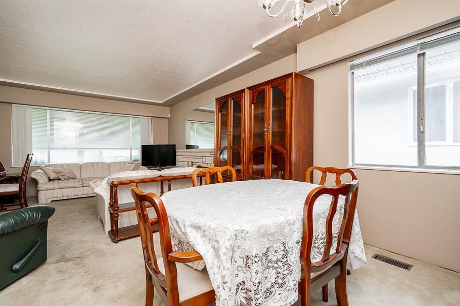 2655 E 53 Avenue Vancouver, BC - 7