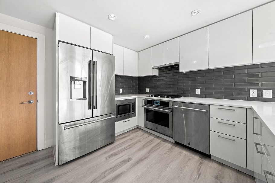 609 3451 Sawmill Crescent Vancouver, BC - 11