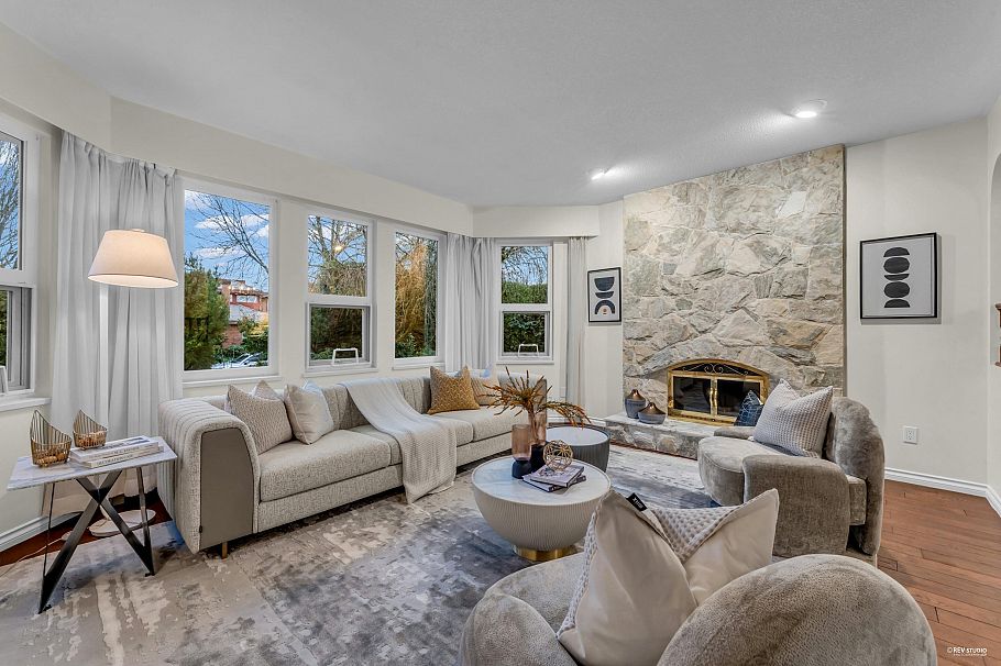 3661 Blenheim Street Vancouver, BC - 4