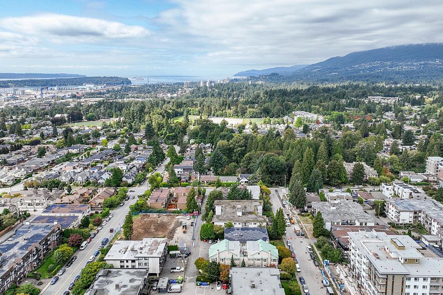 303 131 W 20th Street North Vancouver, BC - 39