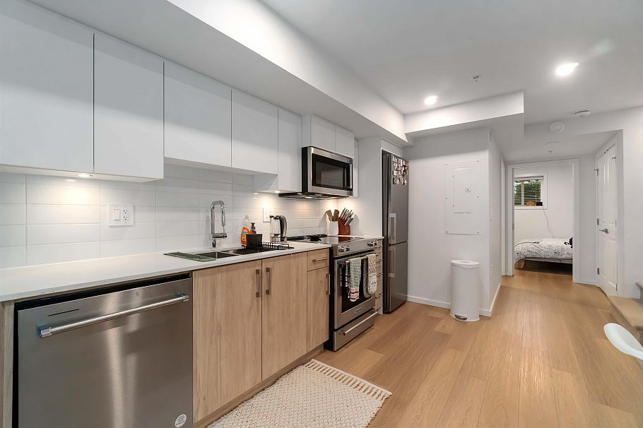 3623 Rae Avenue Vancouver, BC - 14