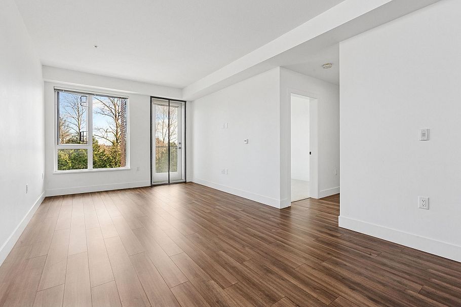 405 6933 Cambie Street Vancouver, BC - 5