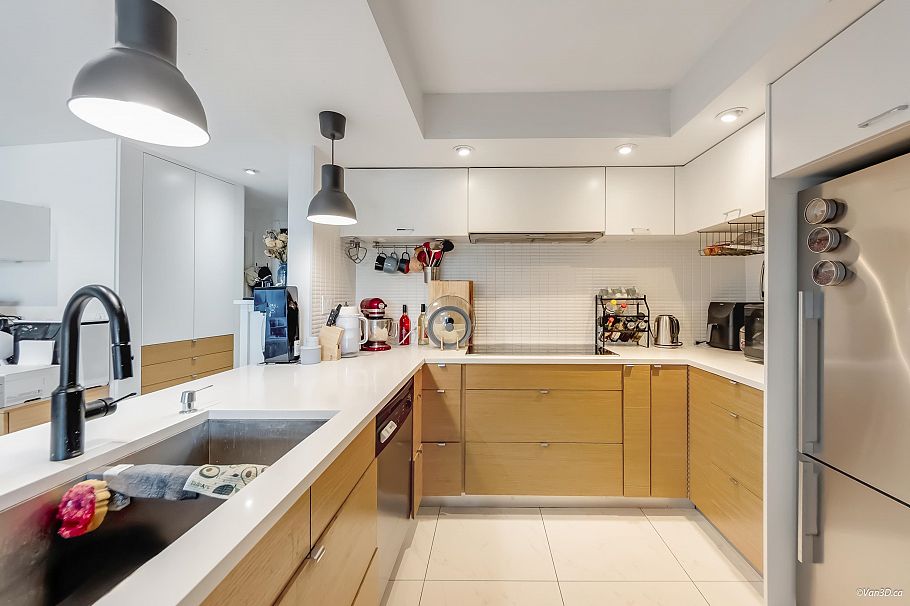 304 2525 Blenheim Street Vancouver, BC - 8