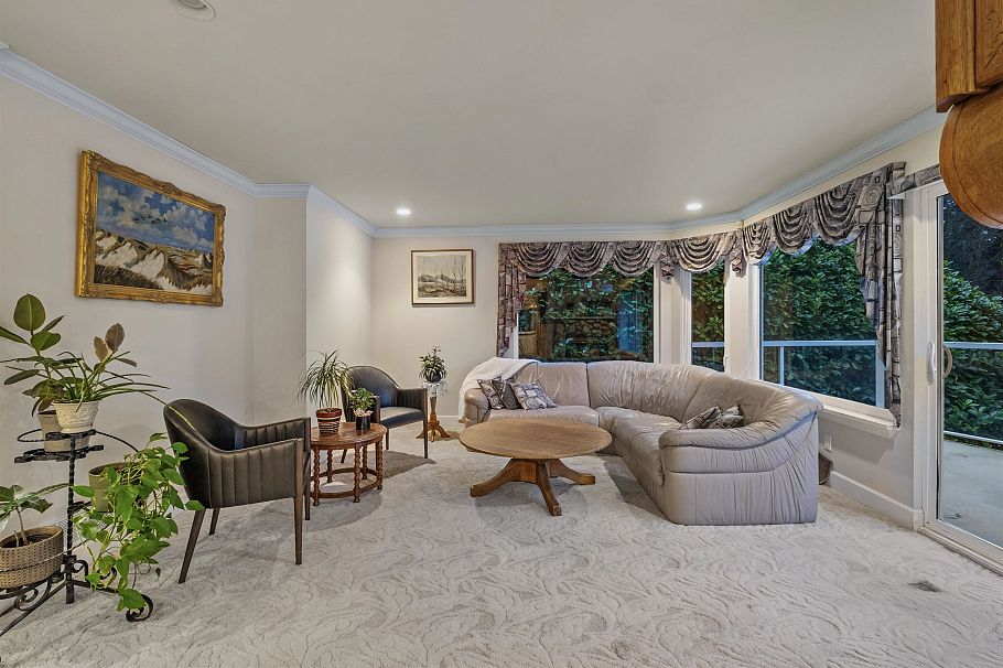 682 Seymour Boulevard North Vancouver, BC - 14