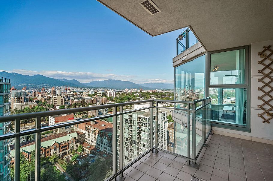 2001 1128 Quebec Street Vancouver, BC - 28