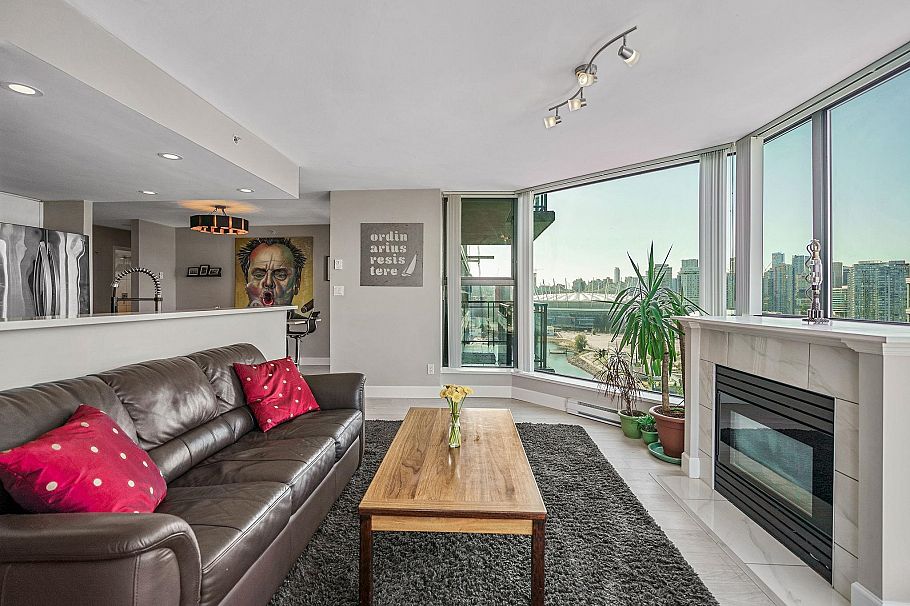 2001 1128 Quebec Street Vancouver, BC - 38