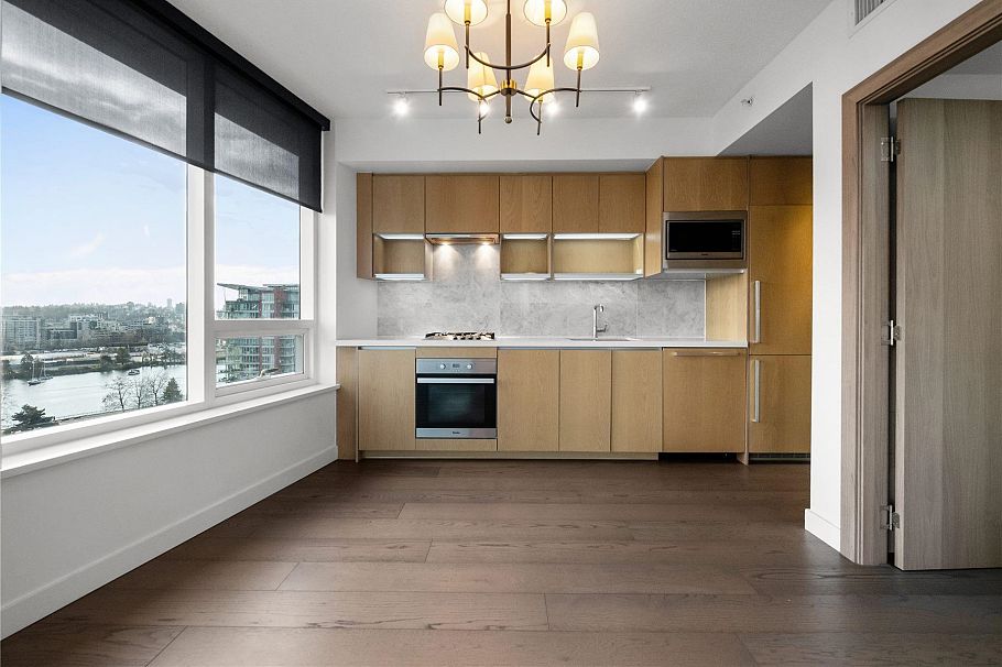 1256 38 Smithe Street Vancouver, BC - 4