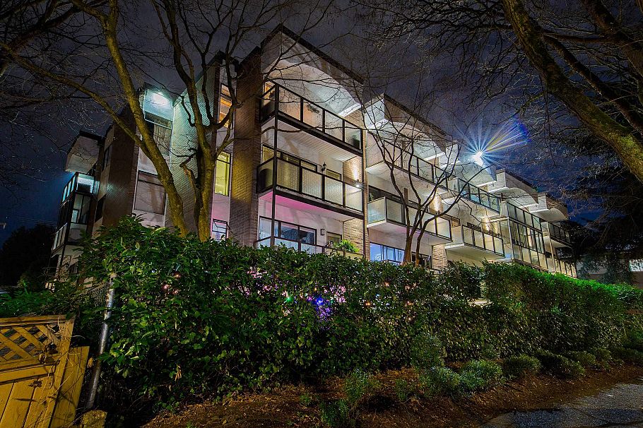 201 1535 Nelson Street Vancouver, BC - 1