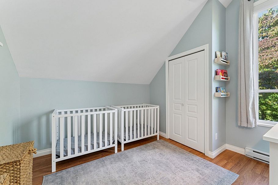 333 E Keith Road North Vancouver, BC - 26