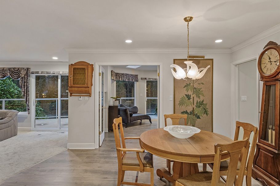 682 Seymour Boulevard North Vancouver, BC - 17