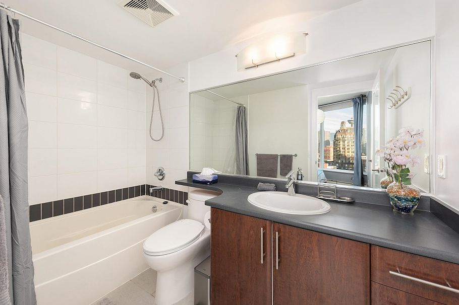 2203 58 Keefer Place Vancouver, BC - 14