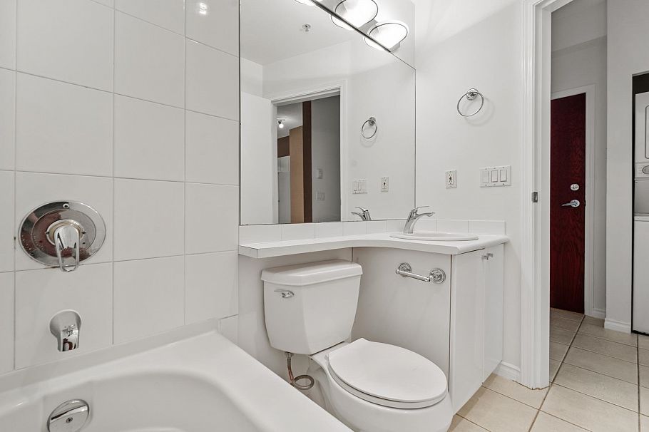 310 1239 W Georgia Street Vancouver, BC - 13