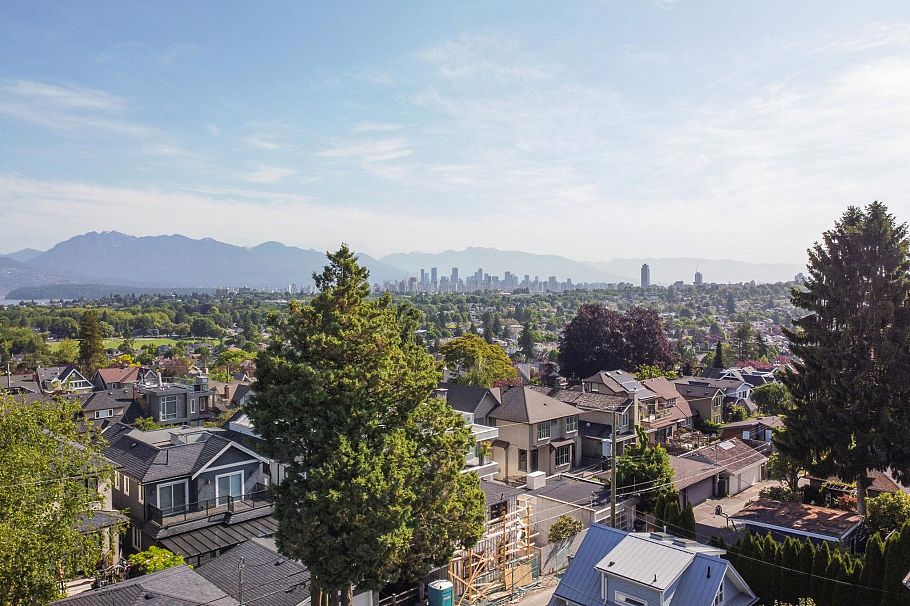 3149 W King Edward Avenue Vancouver, BC - 5