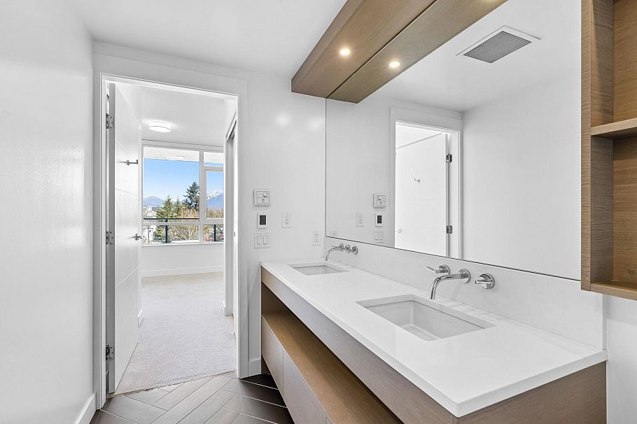 405 469 W King Edward Avenue Vancouver, BC - 26