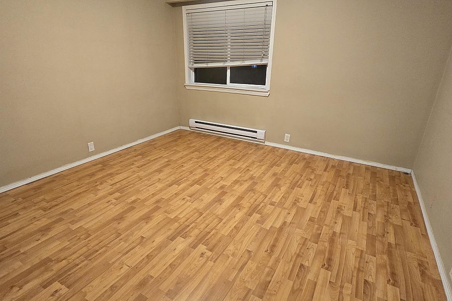 123 E 64th Avenue Vancouver, BC - 13