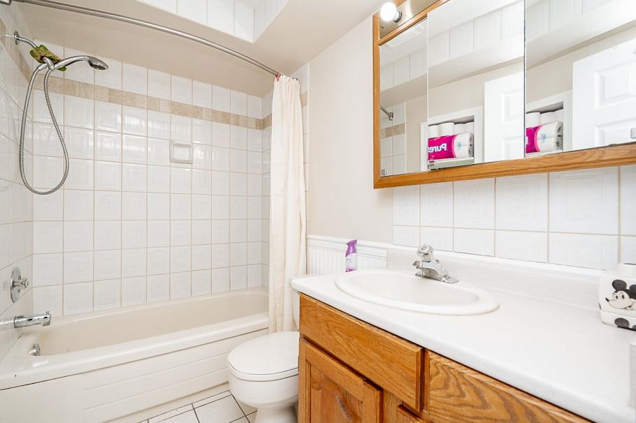 2655 E 53 Avenue Vancouver, BC - 27