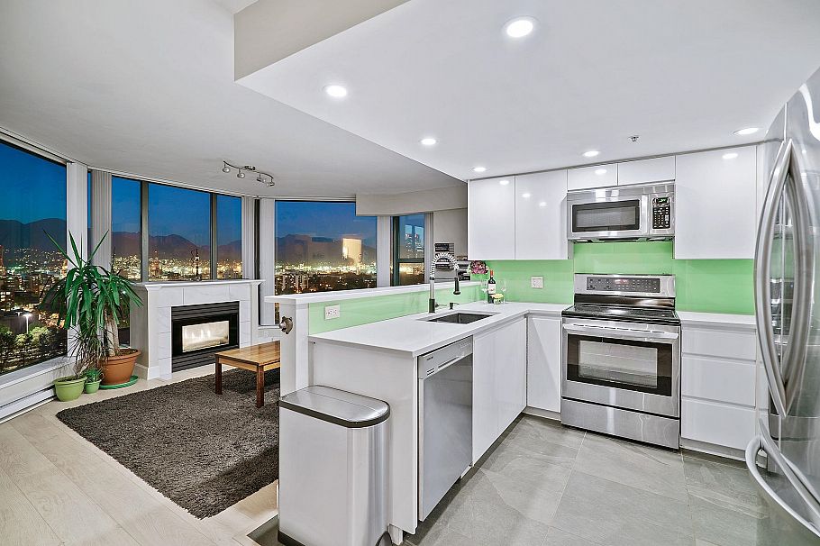 2001 1128 Quebec Street Vancouver, BC - 12