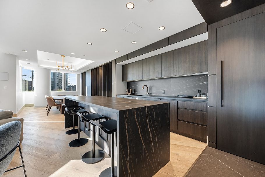 603 1500 Fern Street North Vancouver, BC - 31