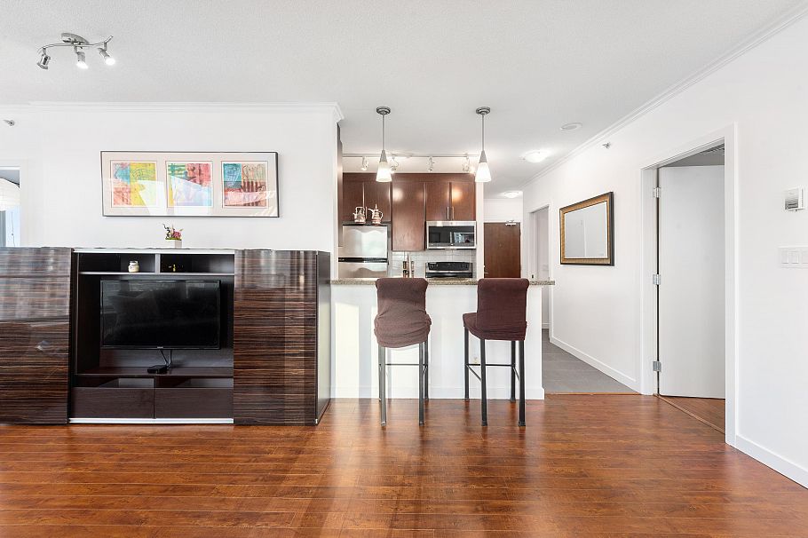 2203 58 Keefer Place Vancouver, BC - 8