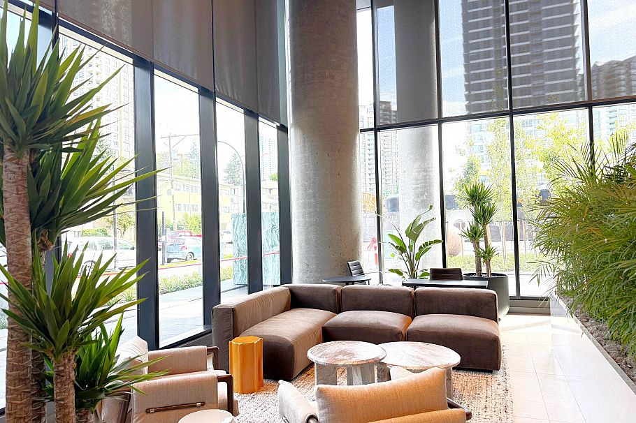 807 5987 Wilson Avenue Burnaby, BC - 3