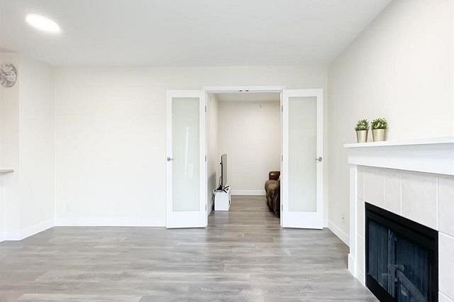 401 7088 Mont Royal Square Vancouver, BC - 5