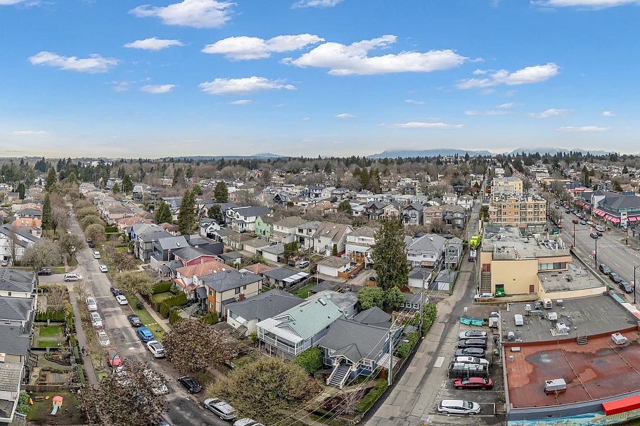 1001 8415 Granville Street Vancouver, BC - 5