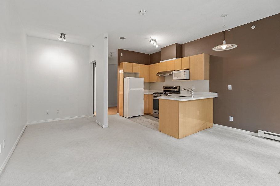 310 1239 W Georgia Street Vancouver, BC - 6