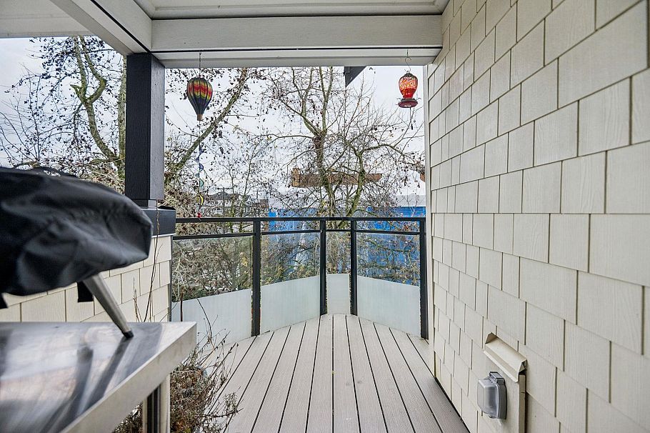 PH7 2405 Kamloops Street Vancouver, BC - 21