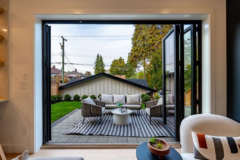 4675 St. George Street Vancouver, BC - 4