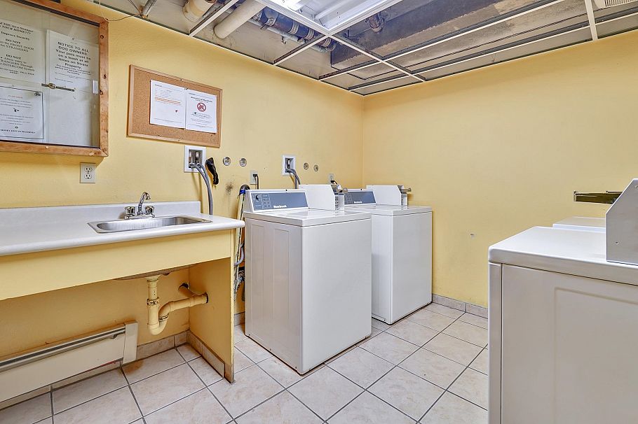 402 2215 Dundas Street Vancouver, BC - 17