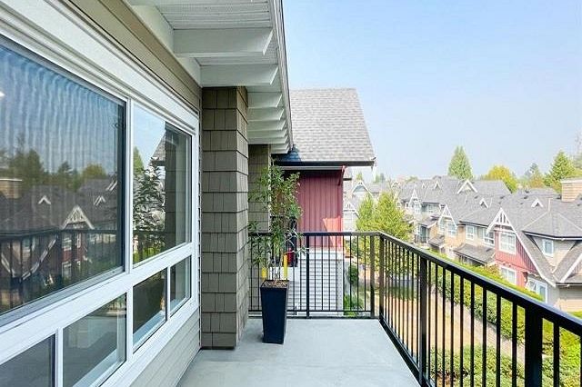 401 7088 Mont Royal Square Vancouver, BC - 15