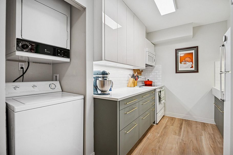 PH7 2405 Kamloops Street Vancouver, BC - 15