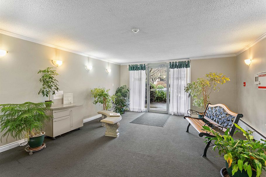 201 308 W 2nd Street North Vancouver, BC - 2